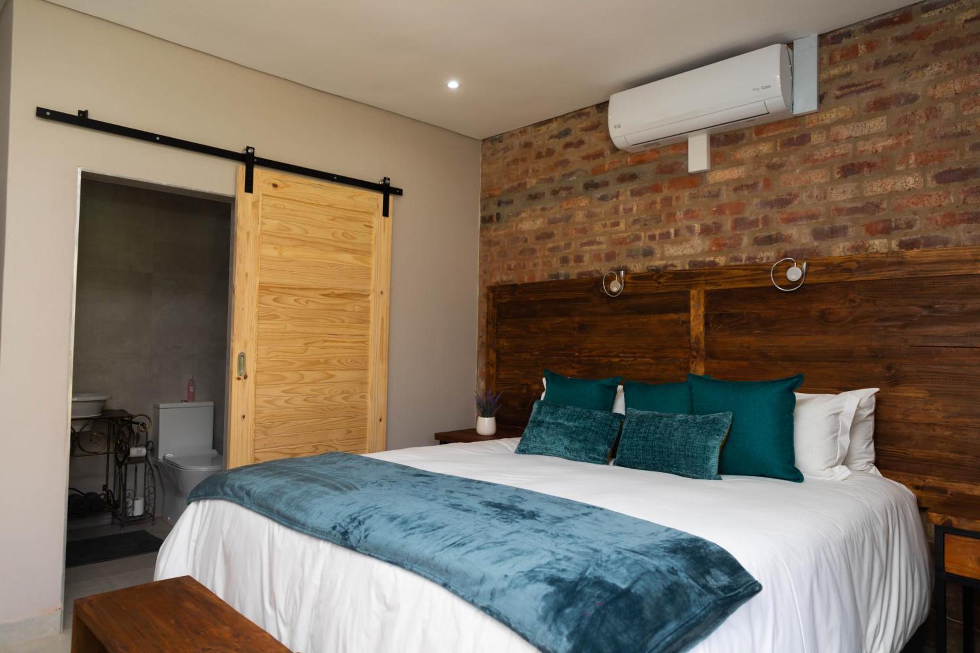 Opstal Gastehuis Potchefstroom Exterior photo