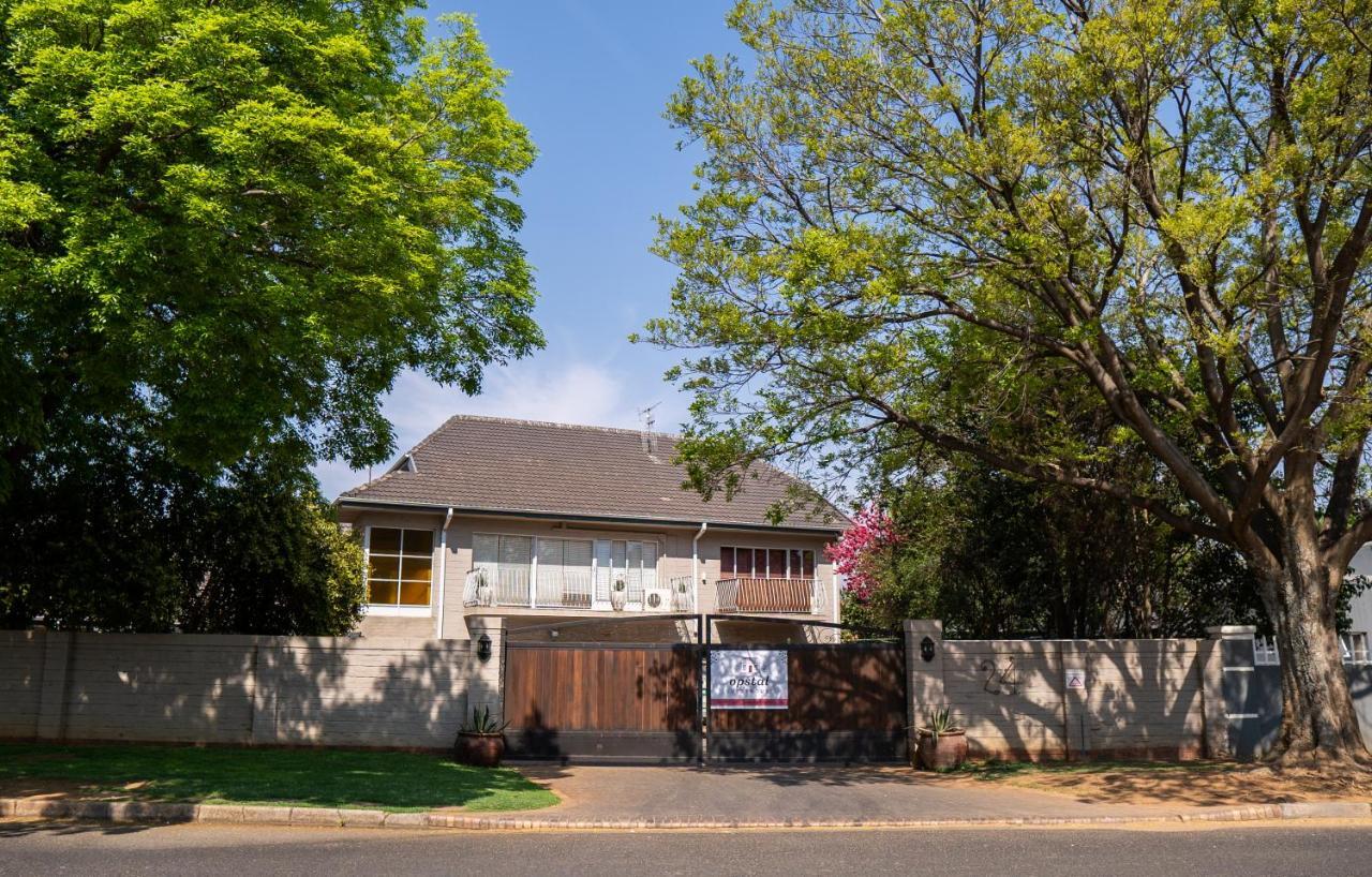 Opstal Gastehuis Potchefstroom Exterior photo